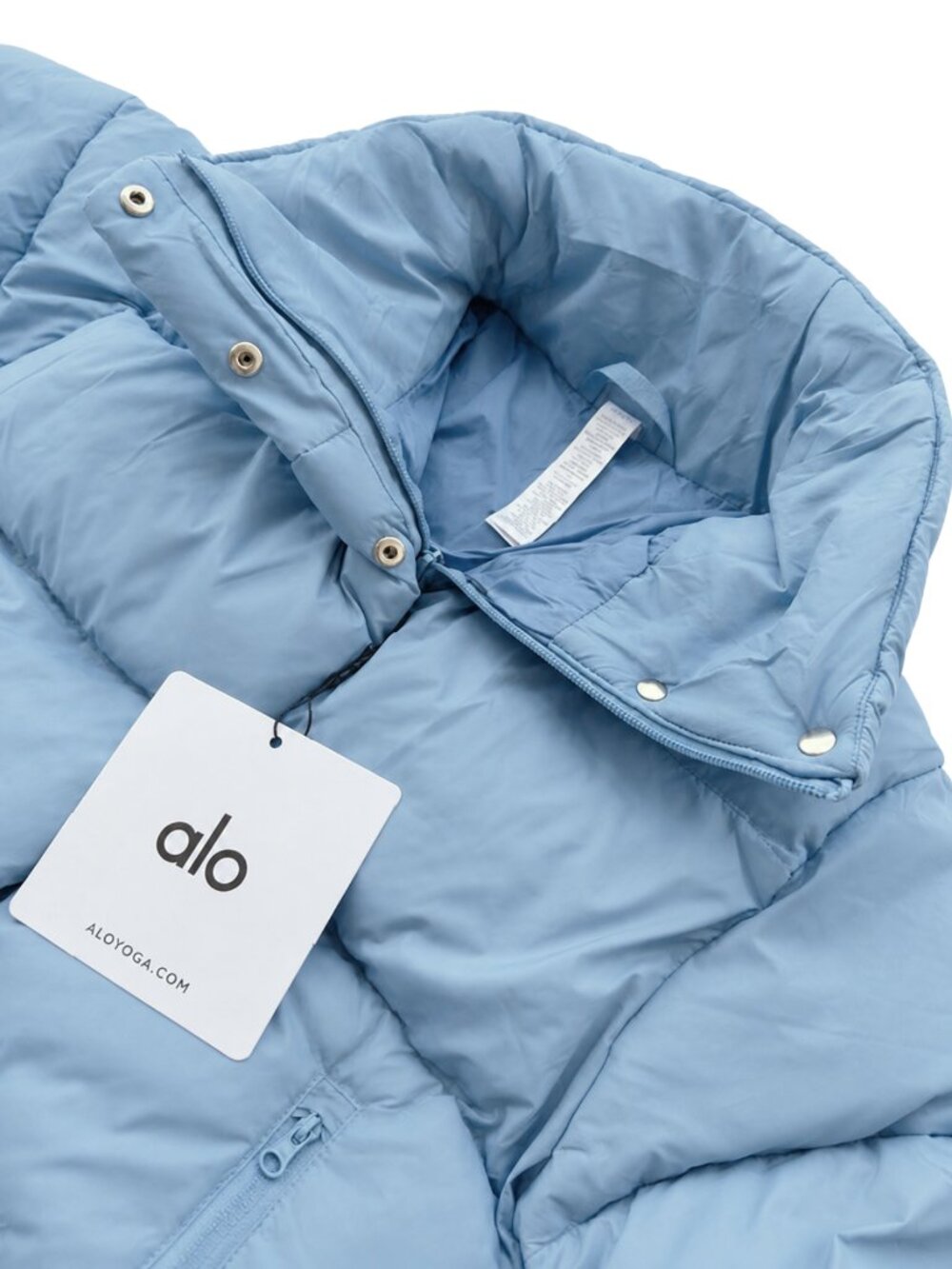 NWT Alo Yoga Gold Rush Puffer Jacket Celestial Blue Size  M - Picture 6 of 10